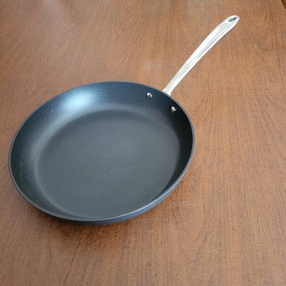 All-Clad Metalcrafters Hard-Anodized 12" Fry Pan Skillet Nonstick - Picture 1 of 16